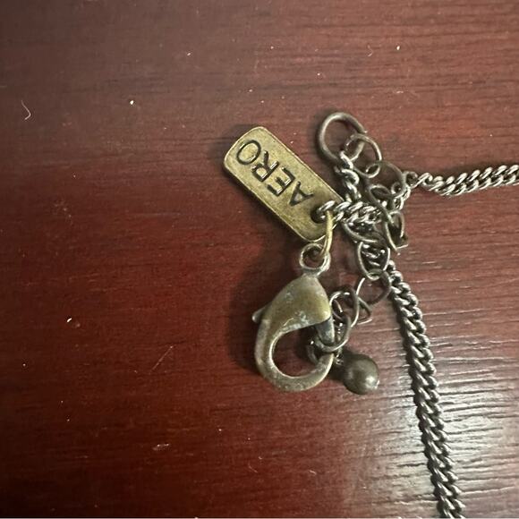 Aero 1987 Set of Keys Steampunk Long Chain Necklace Aeropostale Casual Pendant - Picture 3 of 9